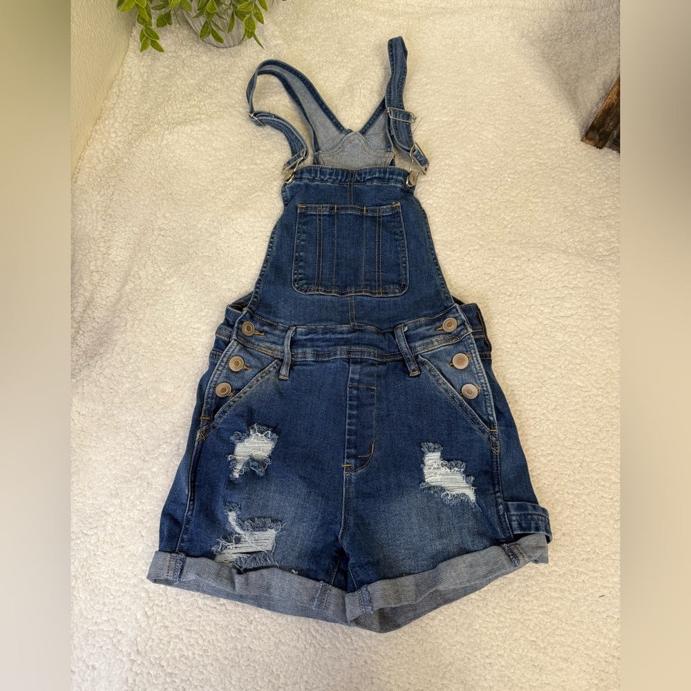 Rue 21 distressed denim shorts overalls